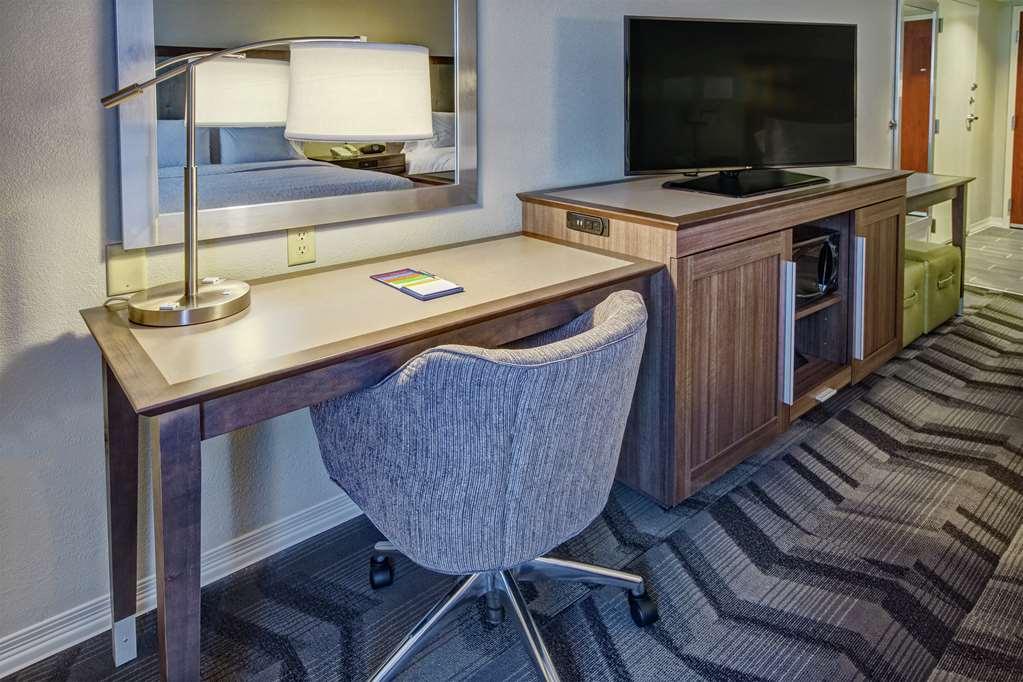 Hampton Inn & Suites Clermont Room photo